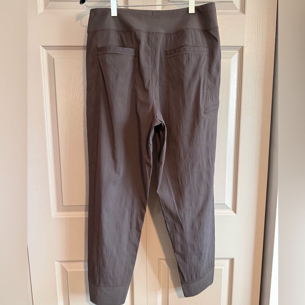 ATHLETA Trekkie North Jogger Pants 10 - Picture 6 of 7
